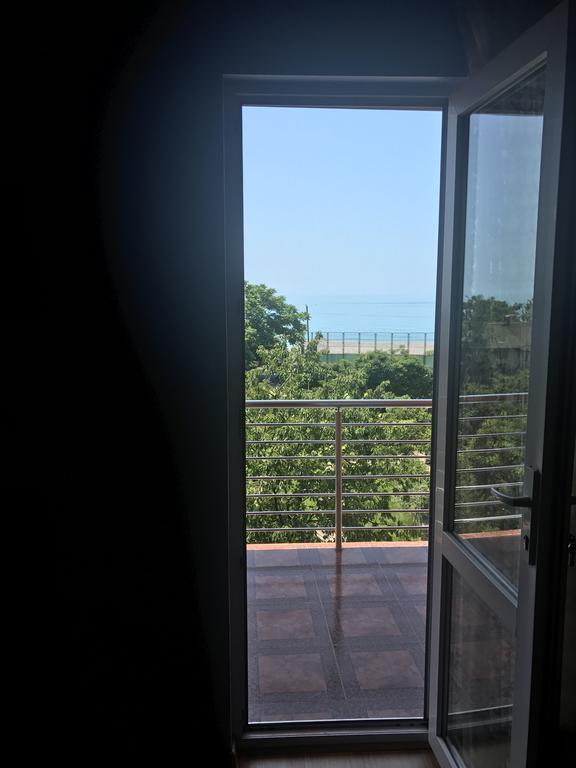 Kvariati - Guest House מראה חיצוני תמונה
